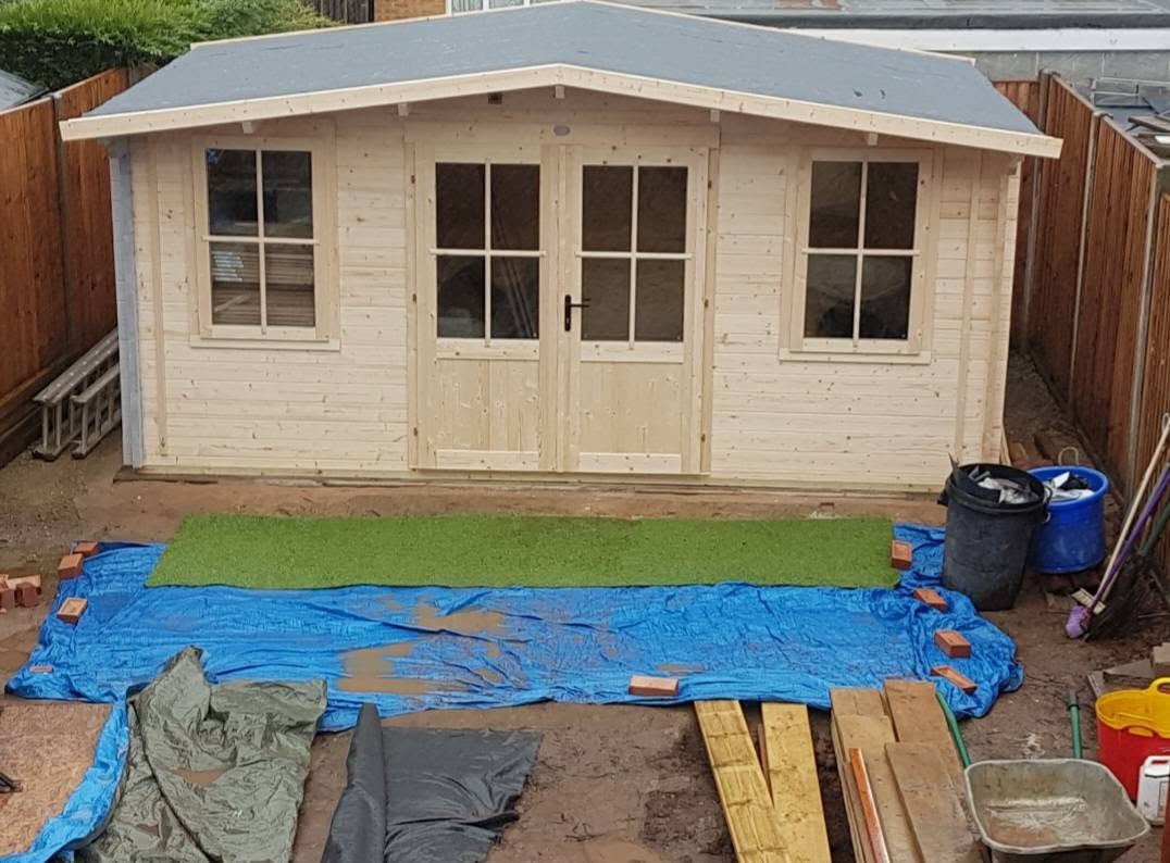 Summerhouse installed
